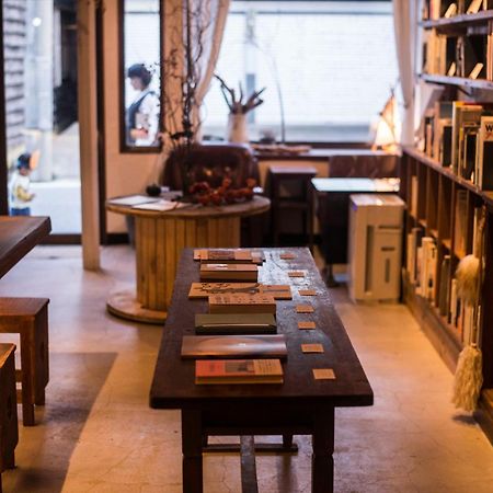 Book & Guesthouse Hitotomaru Toyooka  Εξωτερικό φωτογραφία