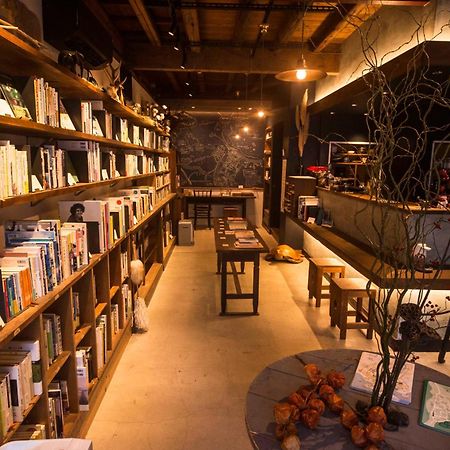 Book & Guesthouse Hitotomaru Toyooka  Εξωτερικό φωτογραφία